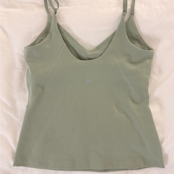 Lululemon - Picture 2 of 2